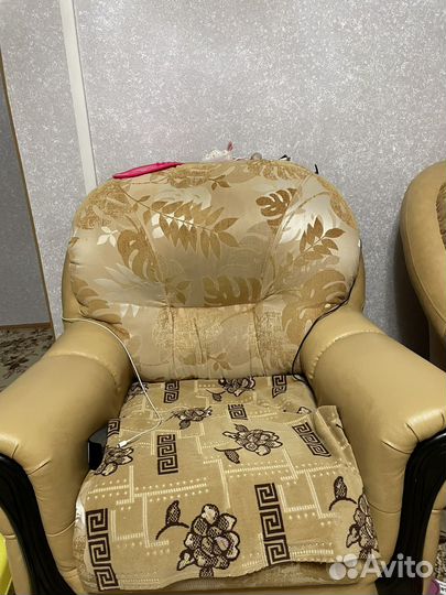 Кожаный диван и кресла бу