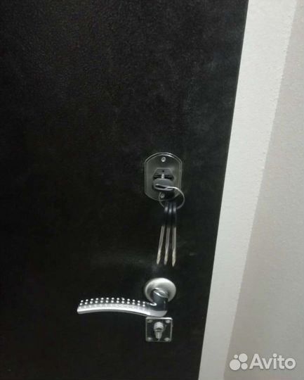 Поменять замок-личинку,ремонт замков,дверные ручек