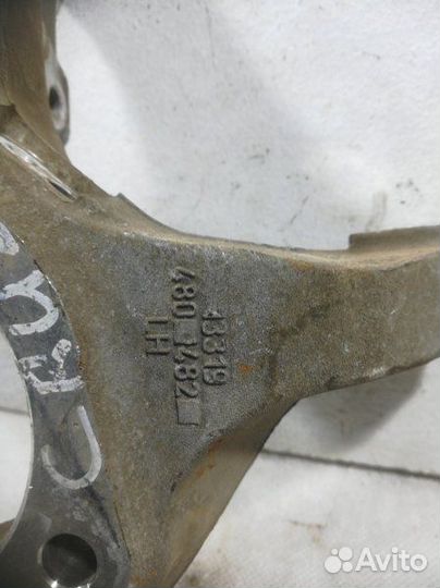 Кулак поворотный левый Chevrolet Cruze 2009-2016