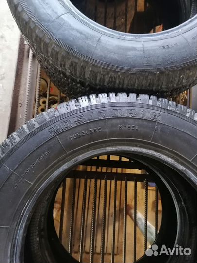 Accelera 651 2.25/4.5 R4