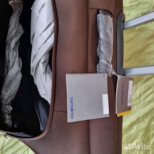 Samsonite Чемодан на колесах новый