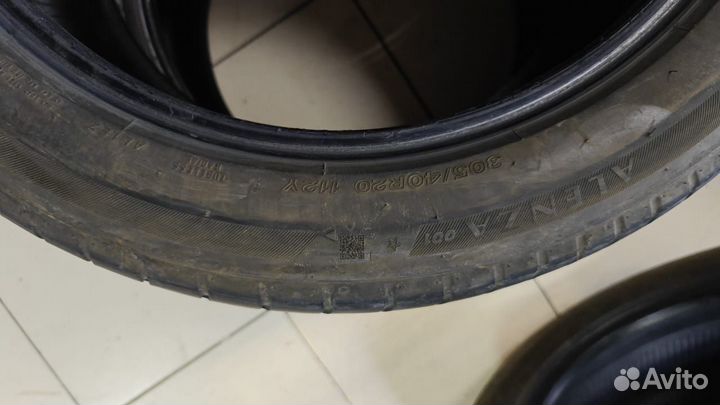 Bridgestone Alenza 001 275/45 R20 и 305/40 R20