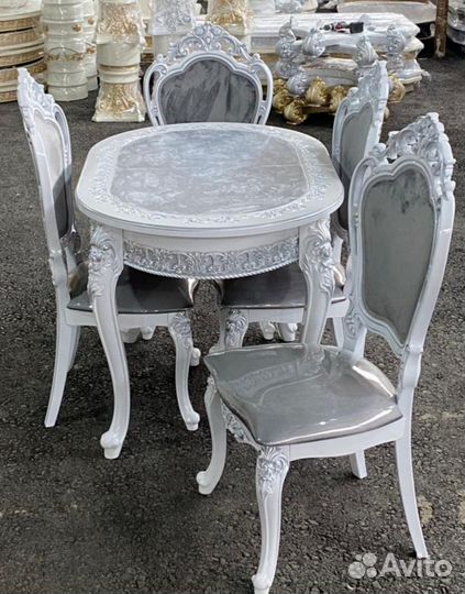 Стол и стуль