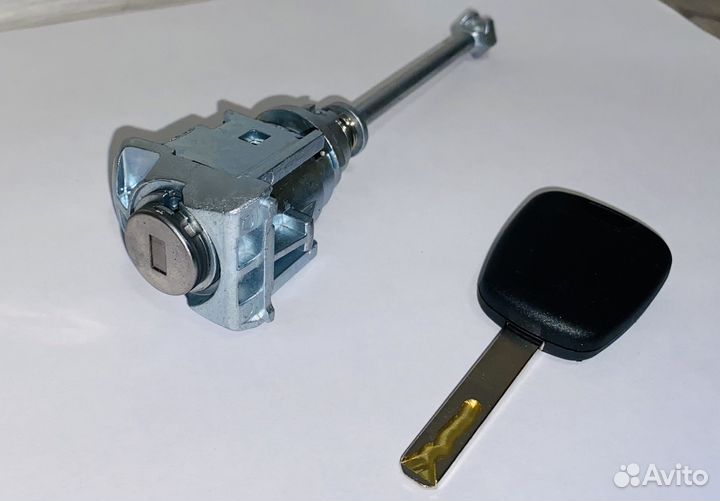 Личинка замка Peugeot 308/408