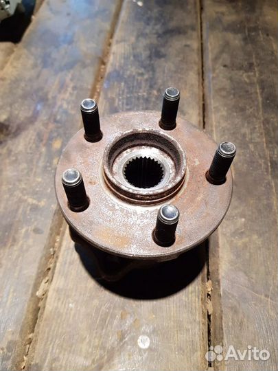 Ступица колеса задняя в сборе Subaru XV