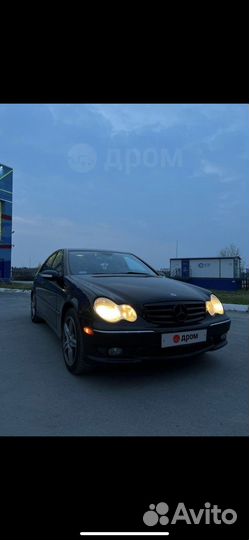 Решетка радиатора w203