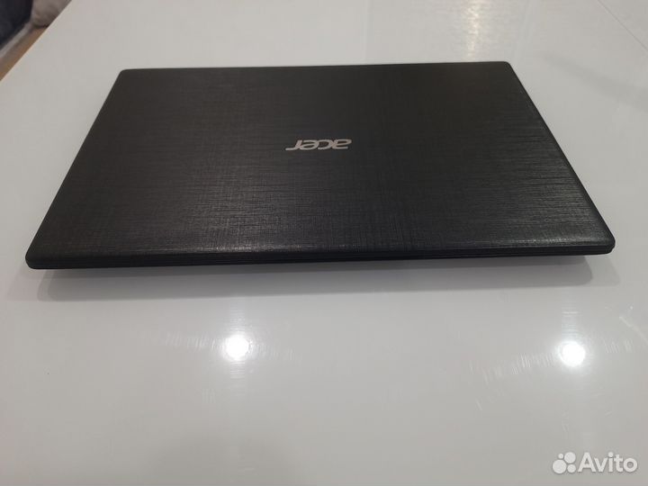 Тонкий мощный Acer 8gb ddr4 Ssd 256 FullHD 2 карты