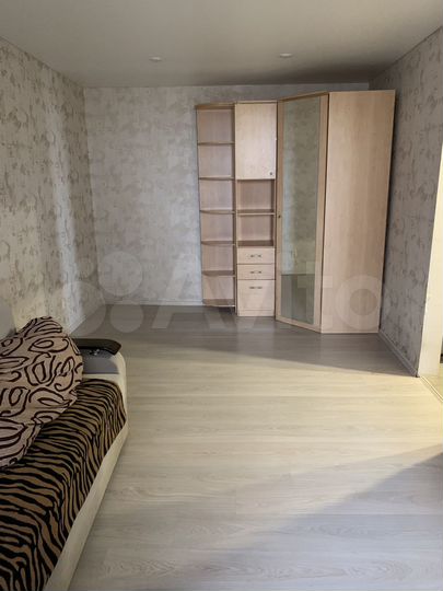 2-к. квартира, 50 м², 5/9 эт.