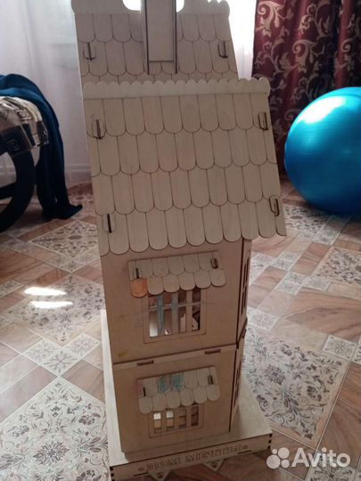 Домик кукольный