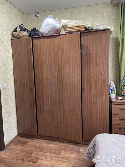 Комплект мебели в спальню бу