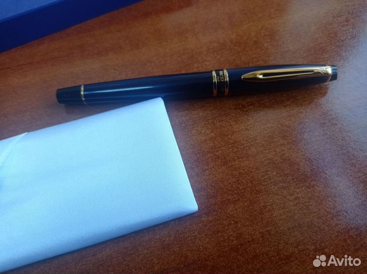 Перьевая ручка Waterman