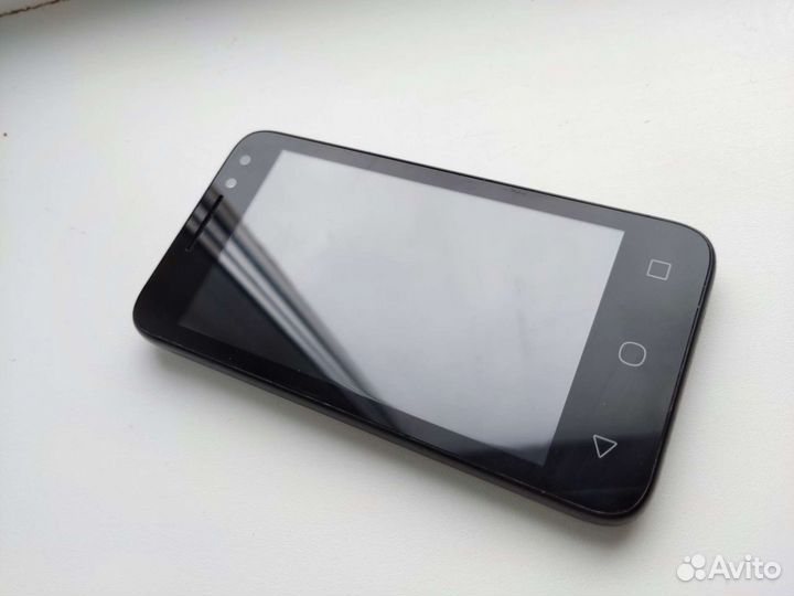 Смартфон Alcatel 4034D