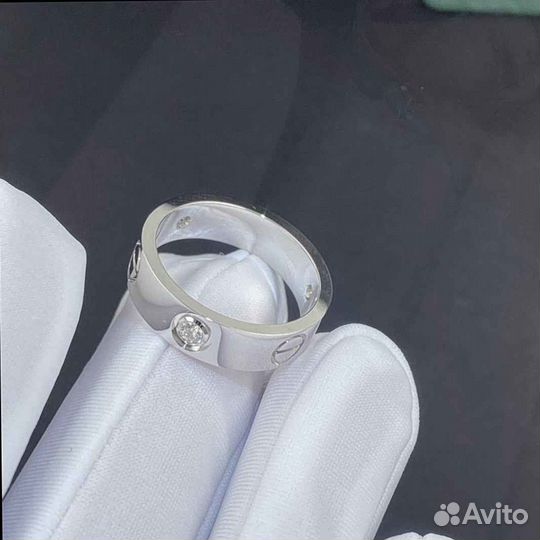 Кольцо Cartier Love, белое золото 585 пробы 0,22ct