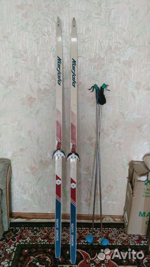 Беговые лыжи