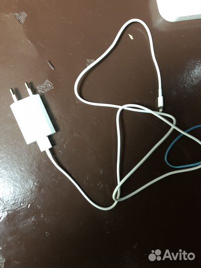 Зарядное устройство для телефона iPhone