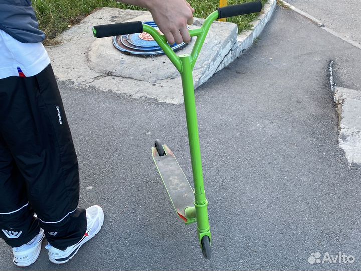 Трюковой самокат