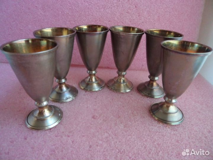 Набор серебряных рюмок. 875 пр