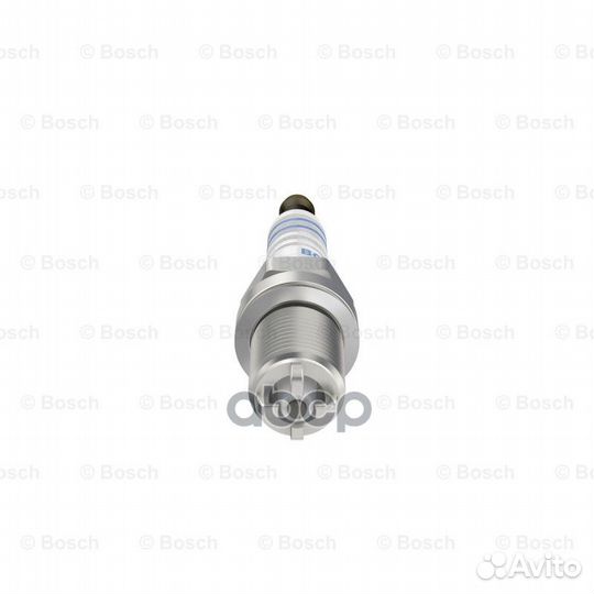 Свеча зажигания 0242235748 Bosch