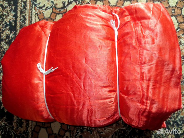 Одеяло пуховое