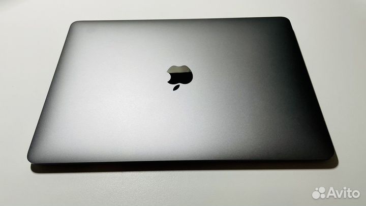 Apple MacBook air 13 2020 m1 8gb 256