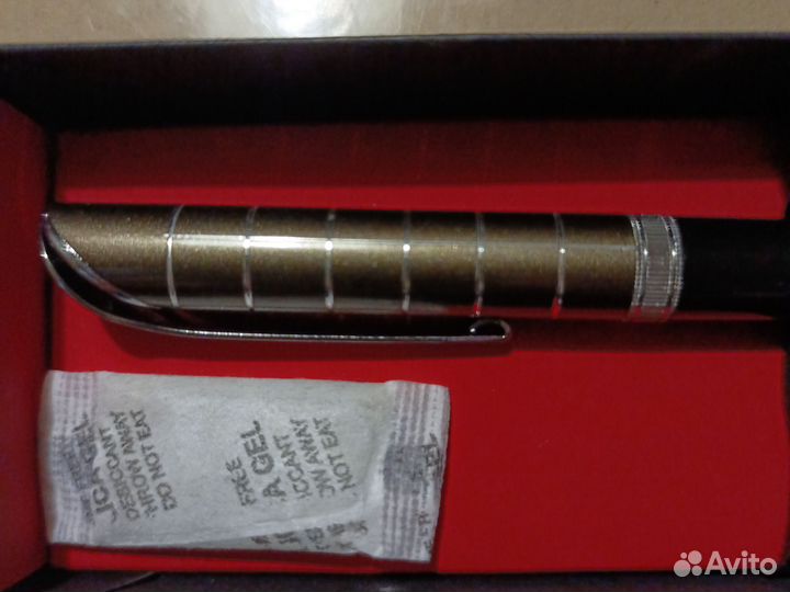 Шариковая ручка 