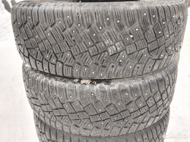 Continental IceContact 2 SUV 215/65 R16