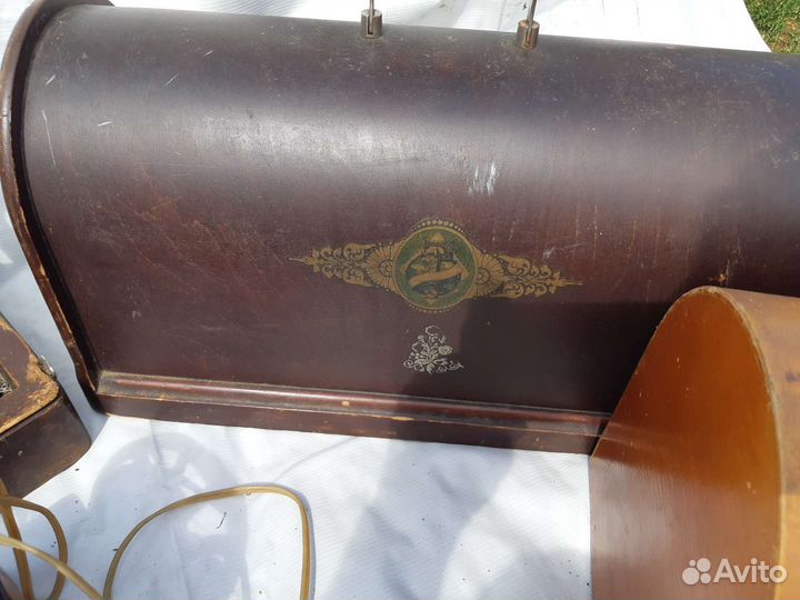 Швейная машина