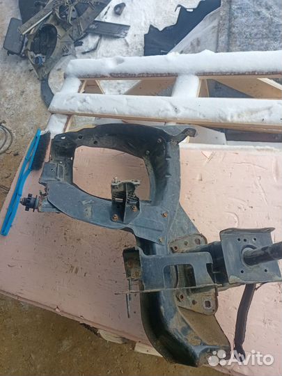 Передняя панель (телевизор) R. Mercedes W164