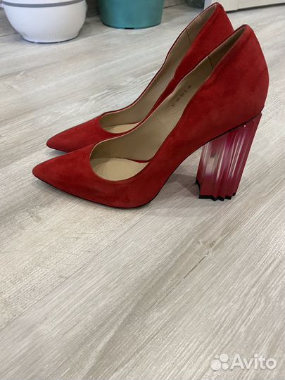 Туфли лодочки 40