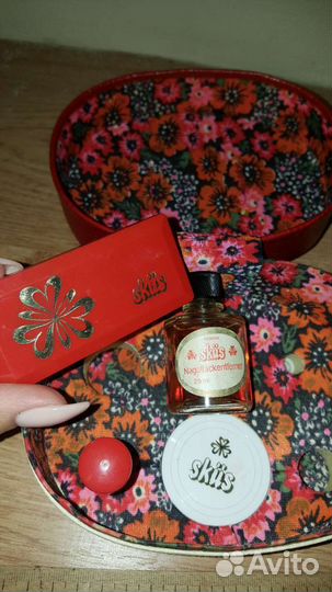Набор skus Духи косметичка косметика