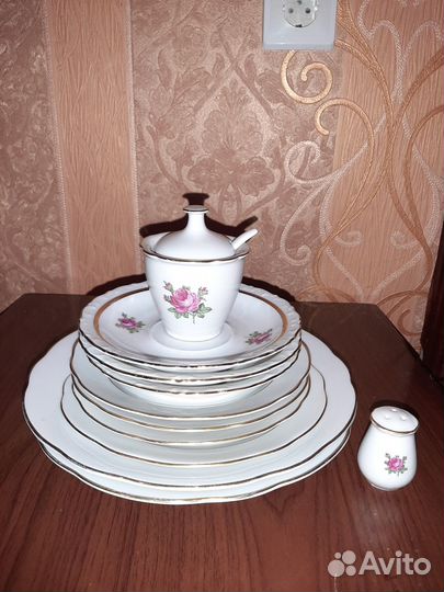 Фарфоровый сервиз (Kahla роза) ГДР