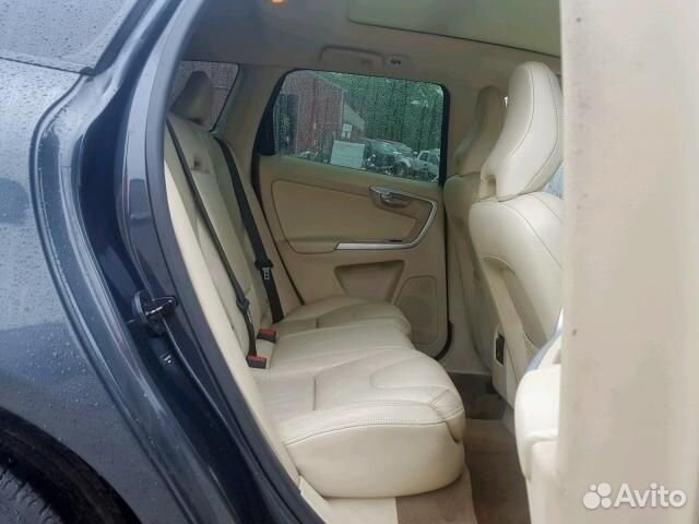 Впускной коллектор бензиновый volvo XC60 2012