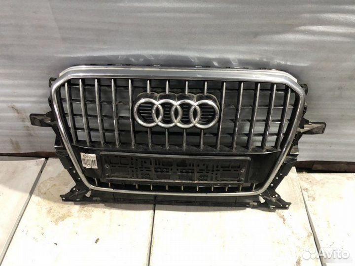 Решетка радиатора Audi Q5