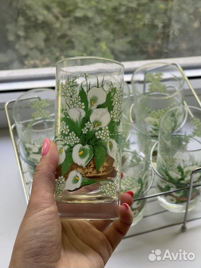 Набор стаканов в подставке