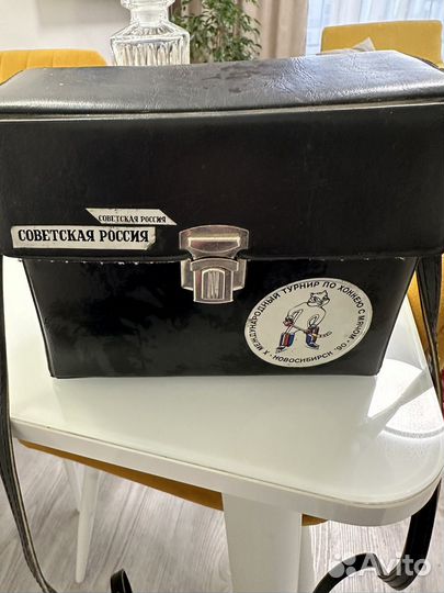 Продам фотоаппарат Зенит ет. + вспышка Чайка