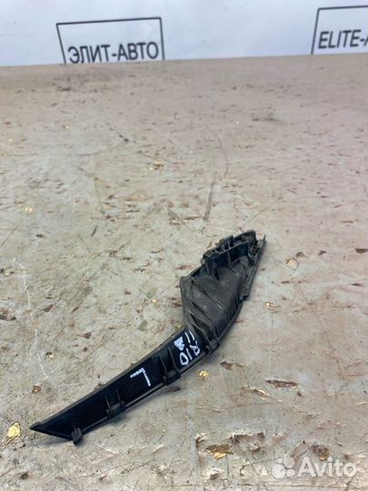 Уголок жабо левый Kia Rio 3 1.4 2016