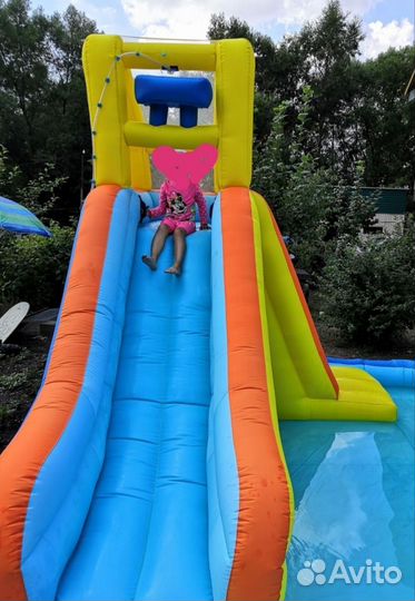Надувная водная горка с бассейном