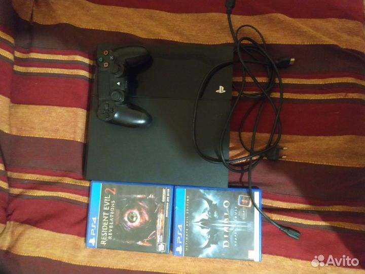 Sony PS4 1Tb + игры