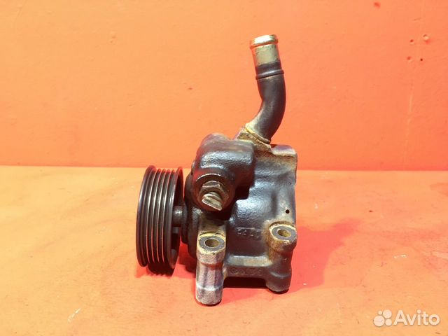 Насос гура для Ford Fusion fyjb, 1.6 Zetec (Б/У)