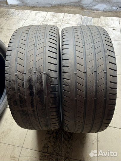 Bridgestone Alenza 001 275/45 R20 и 305/40 R20 112Y