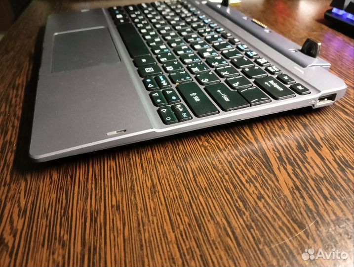 Планшет Acer One 10 S1002