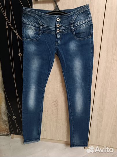 Джинсы 30 размер новые
