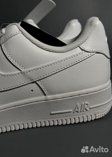 Кроссовки Nike AIR force 1 белые