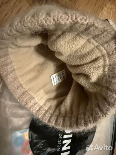 Шапка зимняя женская новая бежевая