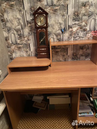 Компьютерный стол