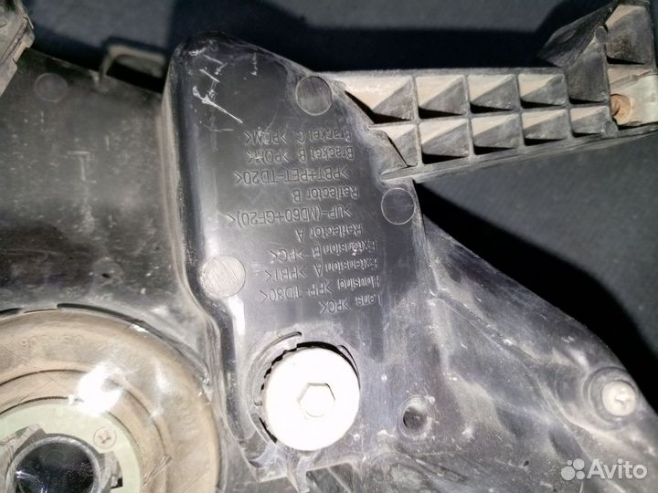 Фара toyota land cruiser Prado