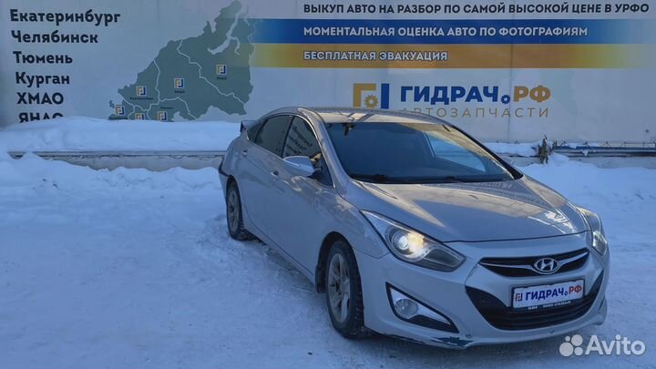 Переключатель скоростей подрулевой правый Hyundai i40 (VF) 967803Z000HAG