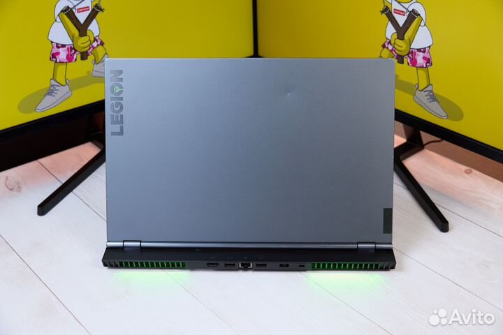 Ноутбук Lenovo для игр / Core i7 / RTX 2080 / SSD