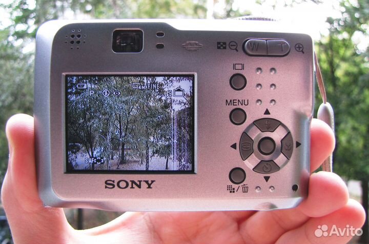 Sony Cyber-Shot DSC-S60