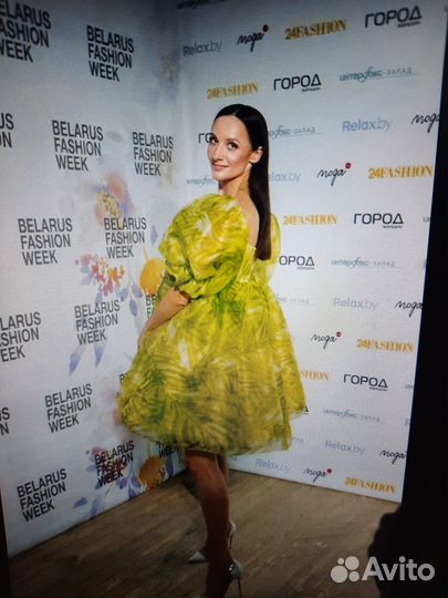 Дизайнерское платье 44